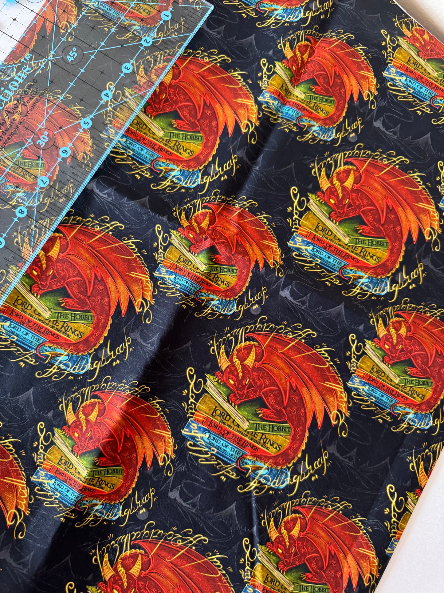 LOTRdragon - 0.5 metre Cotton Woven