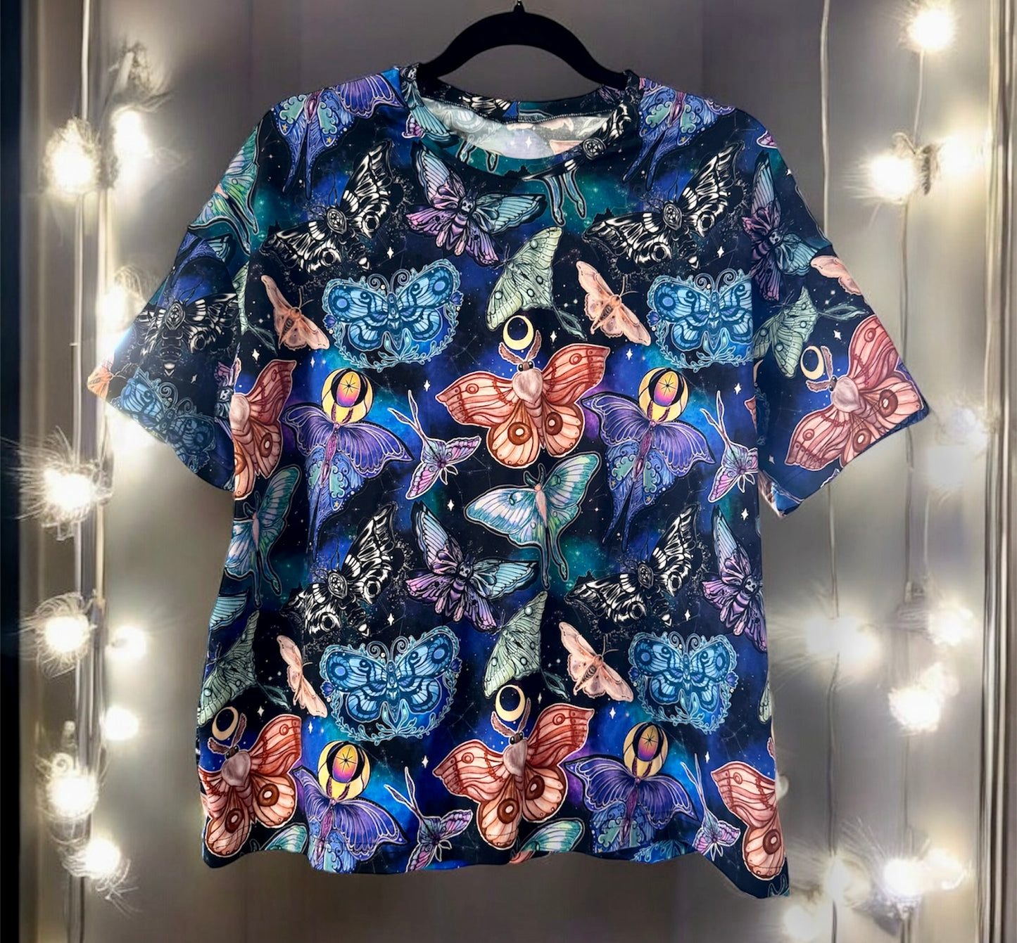 READY MADE - Oversized Tee - Moths - Size Medium