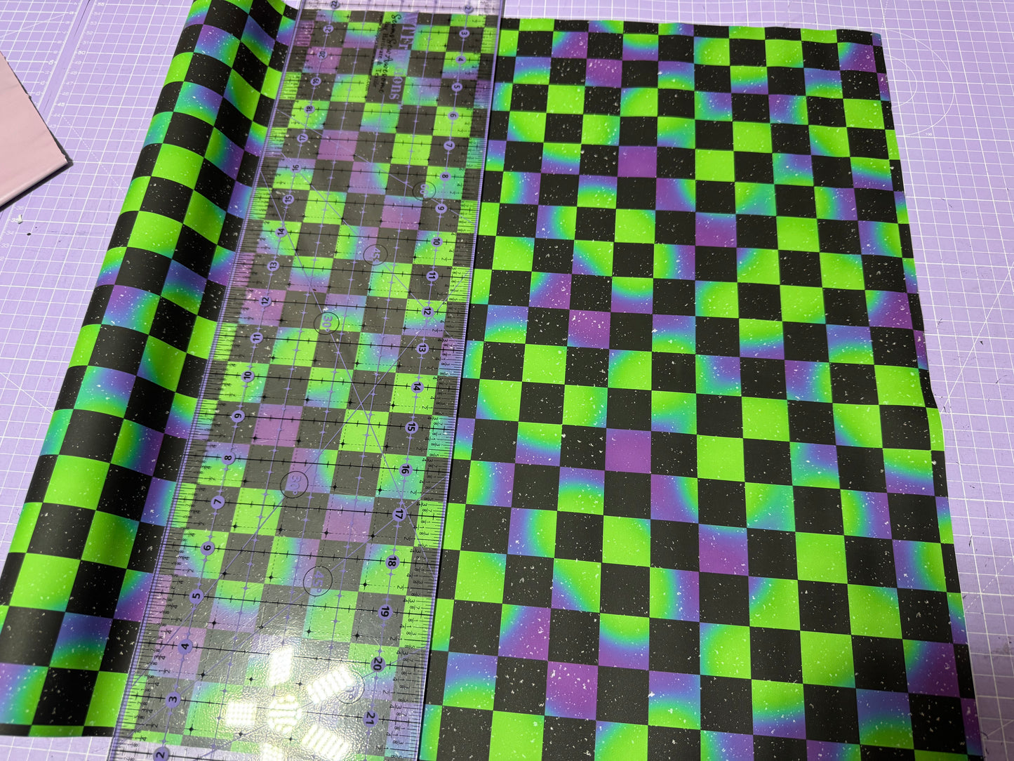 Smooth Vinyl 1 roll (0.5 metre)